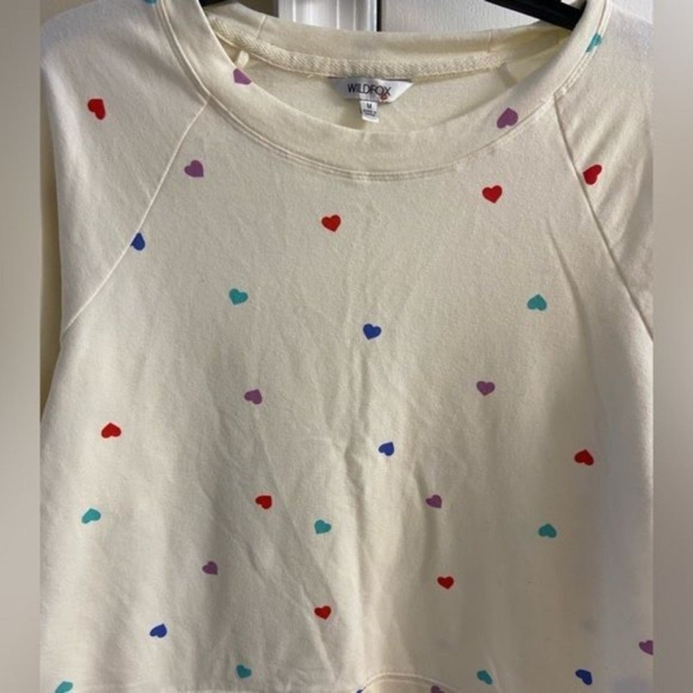 Wildfox Cream Top with Red Heart Accent Medium - Picture 2 of 6